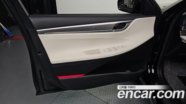 Hyundai Grandeur 2023 — photo 14