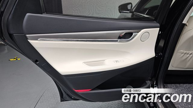 Hyundai Grandeur 2023 — photo 15