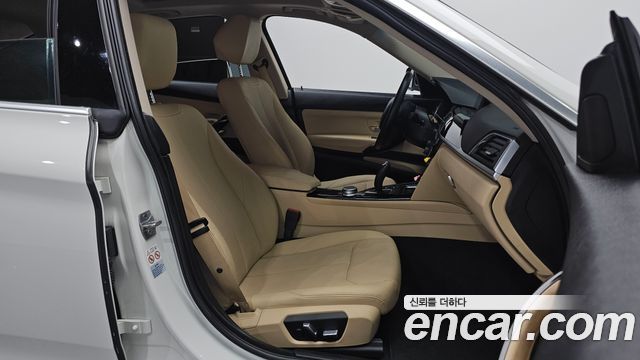 BMW Gran Turismo 2020 — photo 10