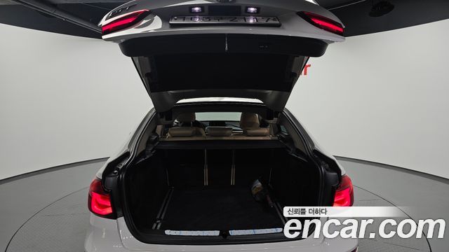 BMW Gran Turismo 2020 — photo 20