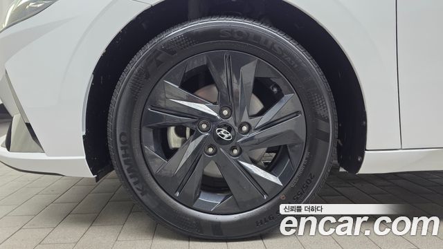Hyundai AVANTE 2021 — photo 5