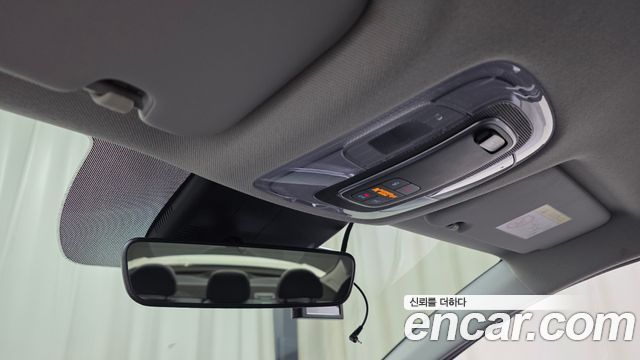 Hyundai AVANTE 2021 — photo 32