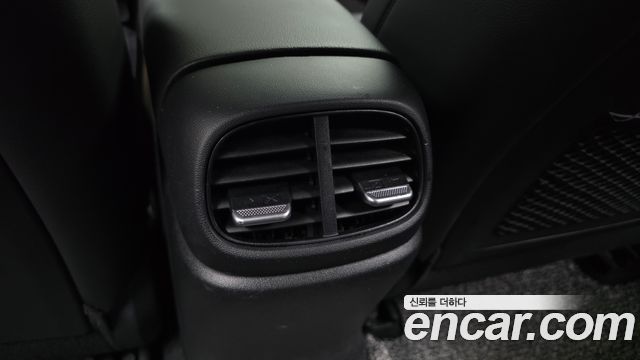 Hyundai AVANTE 2021 — photo 34