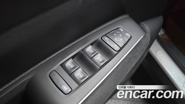 Renault Korea QM6 2023 — photo 19
