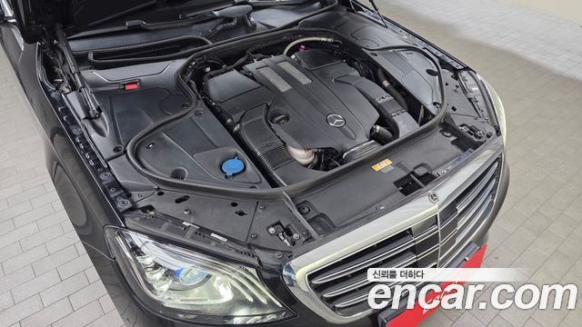 Mercedes-Benz S-Class 2018 — photo 6