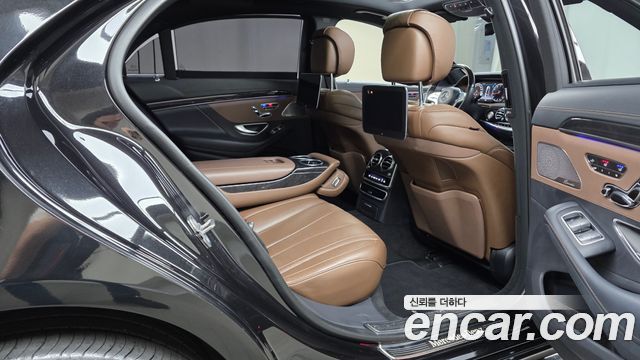 Mercedes-Benz S-Class 2018 — photo 11