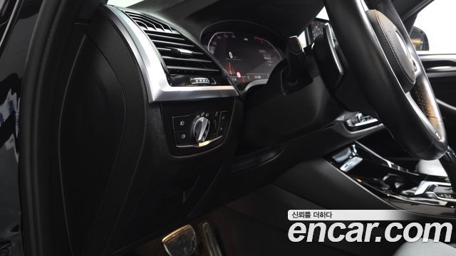 BMW X3 2021 — photo 36