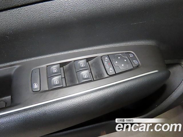 Renault Korea QM6 2021 — photo 13