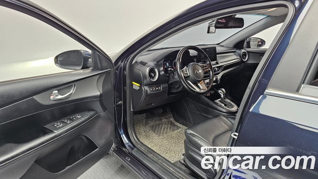 Kia K3 2019 — photo 10