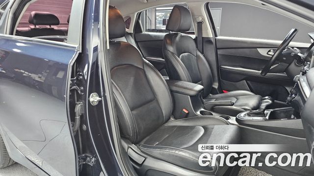 Kia K3 2019 — photo 11