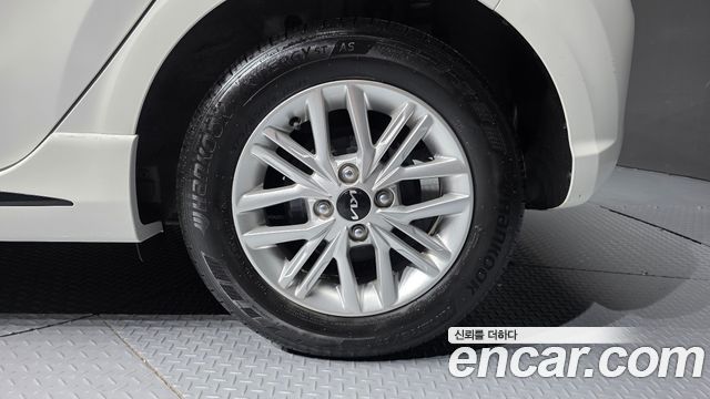 Kia morning 2023 — photo 32