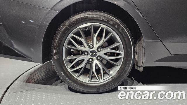 Kia K5 2023 — photo 5