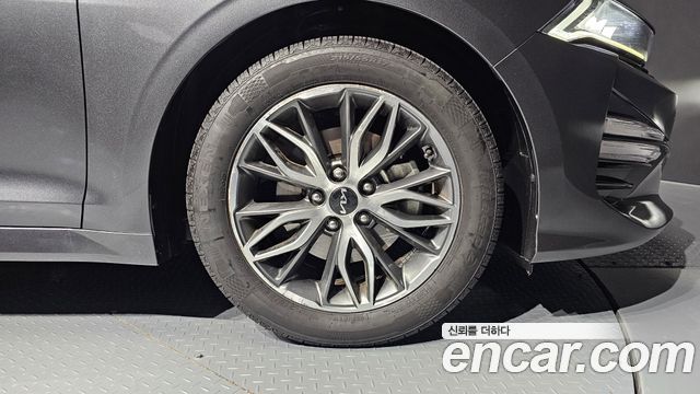Kia K5 2023 — photo 7