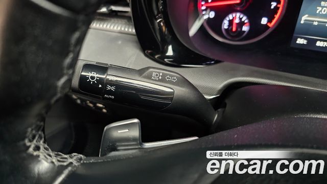 Kia K5 2023 — photo 29