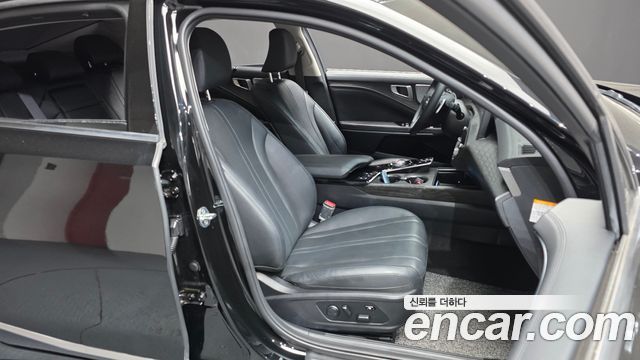 Kia K8 2022 — photo 16