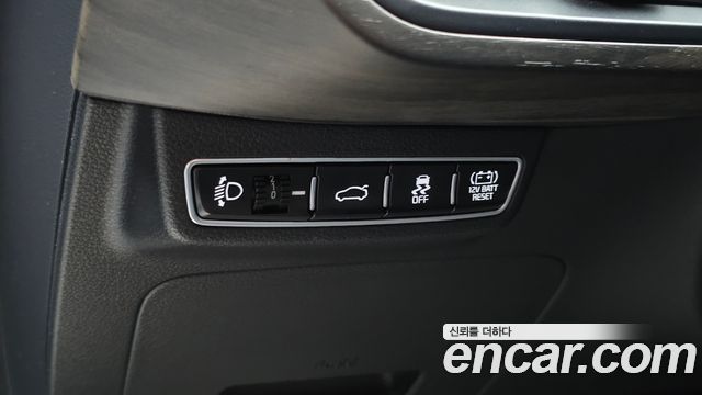 Kia K8 2022 — photo 27