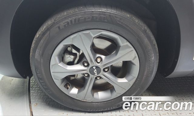 Kia Seltos 2023 — photo 5
