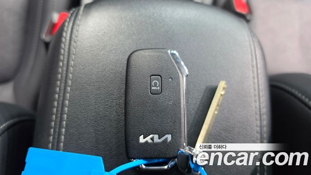 Kia Seltos 2023 — photo 25