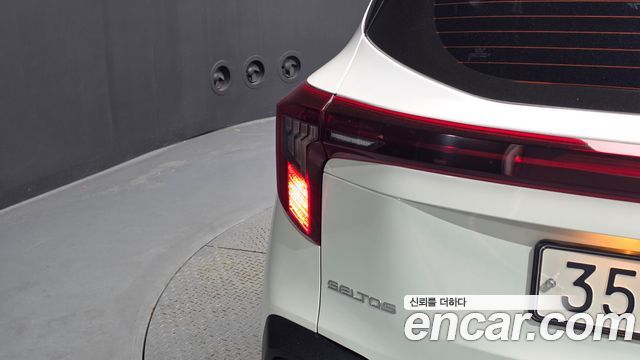 Kia Seltos 2023 — photo 9