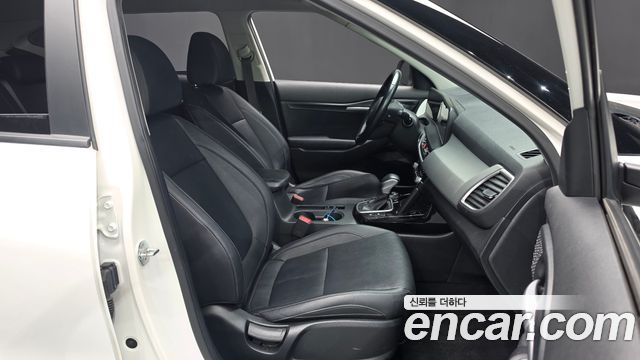 Kia Seltos 2023 — photo 16