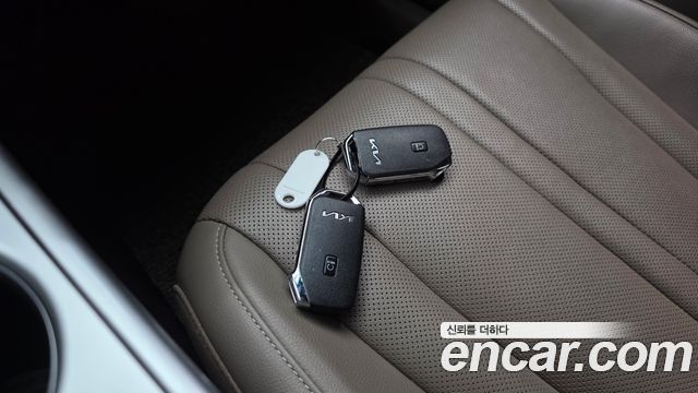 Kia K8 2022 — photo 23