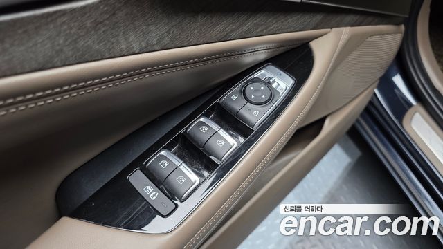 Kia K8 2022 — photo 34