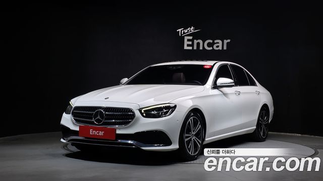 Mercedes-Benz E-Class 2021 — photo 1