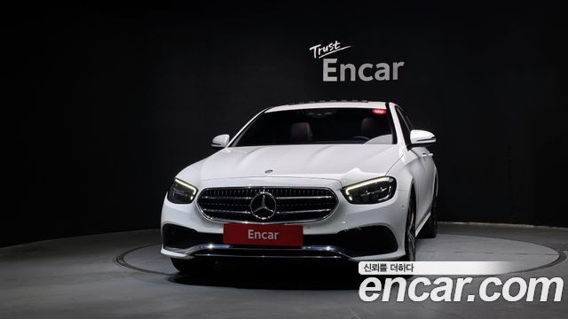 Mercedes-Benz E-Class 2021 — photo 3