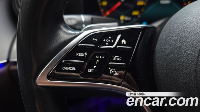 Mercedes-Benz E-Class 2021 — photo 25