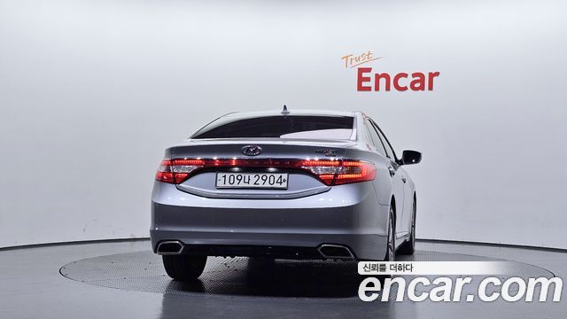 Hyundai Grandeur 2015 — photo 4