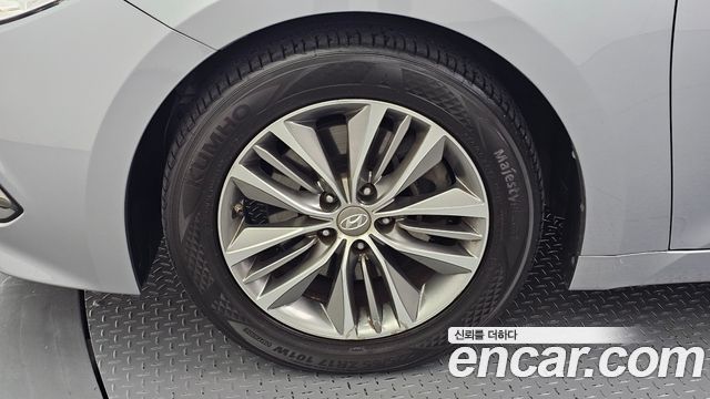 Hyundai Grandeur 2015 — photo 5
