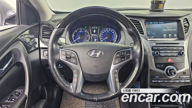Hyundai Grandeur 2015 — photo 13