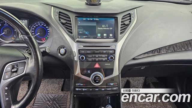 Hyundai Grandeur 2015 — photo 14