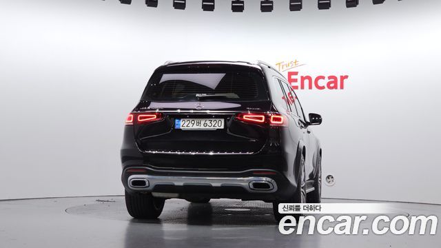 Mercedes-Benz GLS-Class 2023 — photo 4