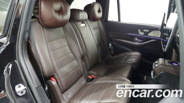 Mercedes-Benz GLS-Class 2023 — photo 34