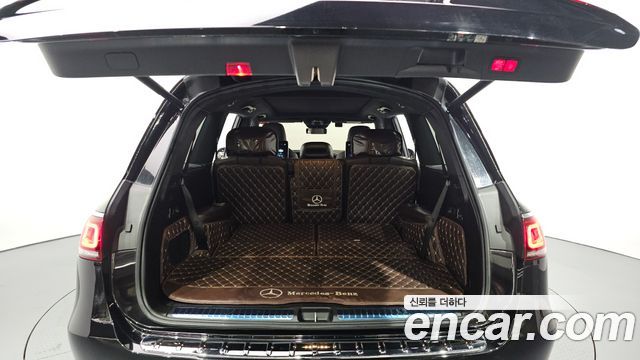 Mercedes-Benz GLS-Class 2023 — photo 36