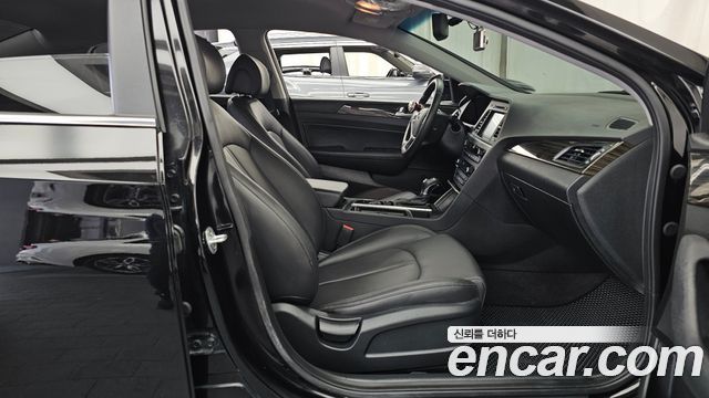Hyundai Sonata 2017 — photo 17