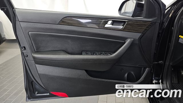 Hyundai Sonata 2017 — photo 14