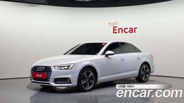 Audi A4 2019 — photo 1