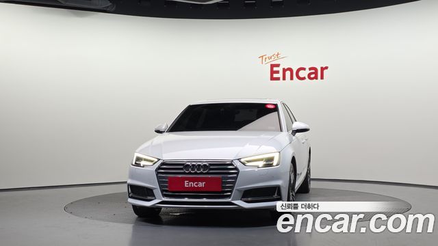 Audi A4 2019 — photo 3