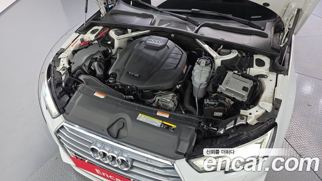 Audi A4 2019 — photo 6