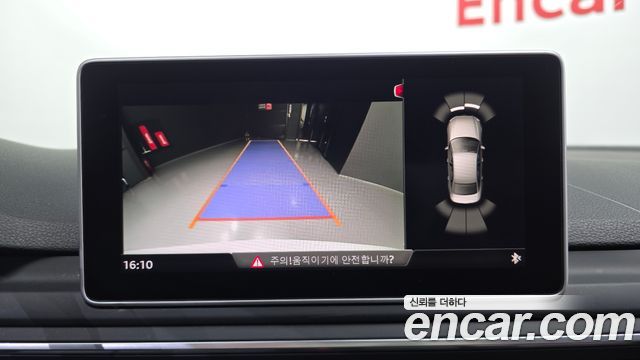 Audi A4 2019 — photo 22