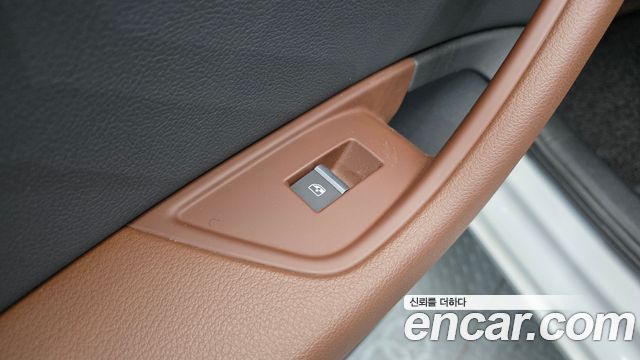 Audi A4 2019 — photo 33