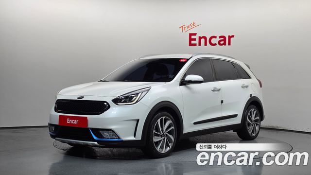 Kia Niro 2018 — photo 1