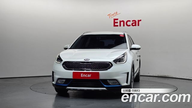 Kia Niro 2018 — photo 3