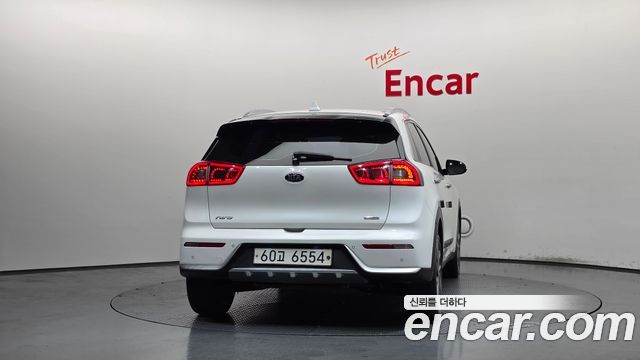 Kia Niro 2018 — photo 4