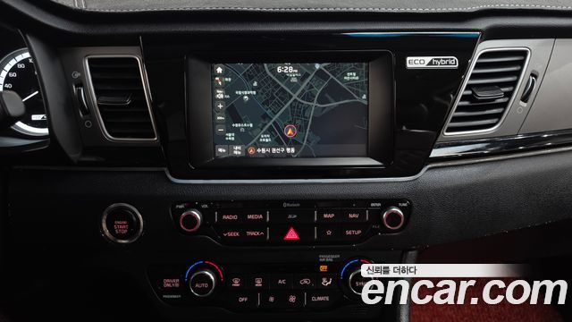 Kia Niro 2018 — photo 19