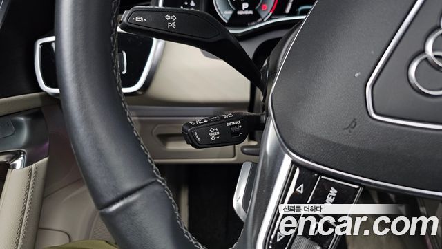 Audi A7 2022 — photo 25