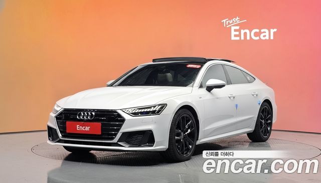Audi A7 2022 — photo 1