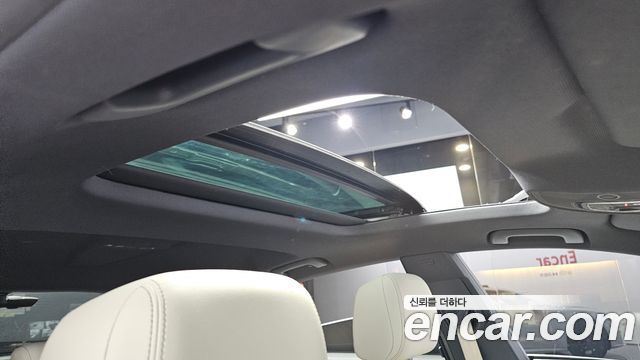 Audi A7 2022 — photo 28